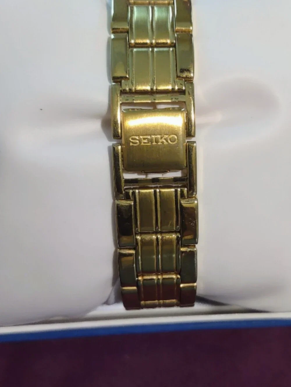 Vintage Seiko Gold Tone Classic Quartz Dress Watch V701-2H10